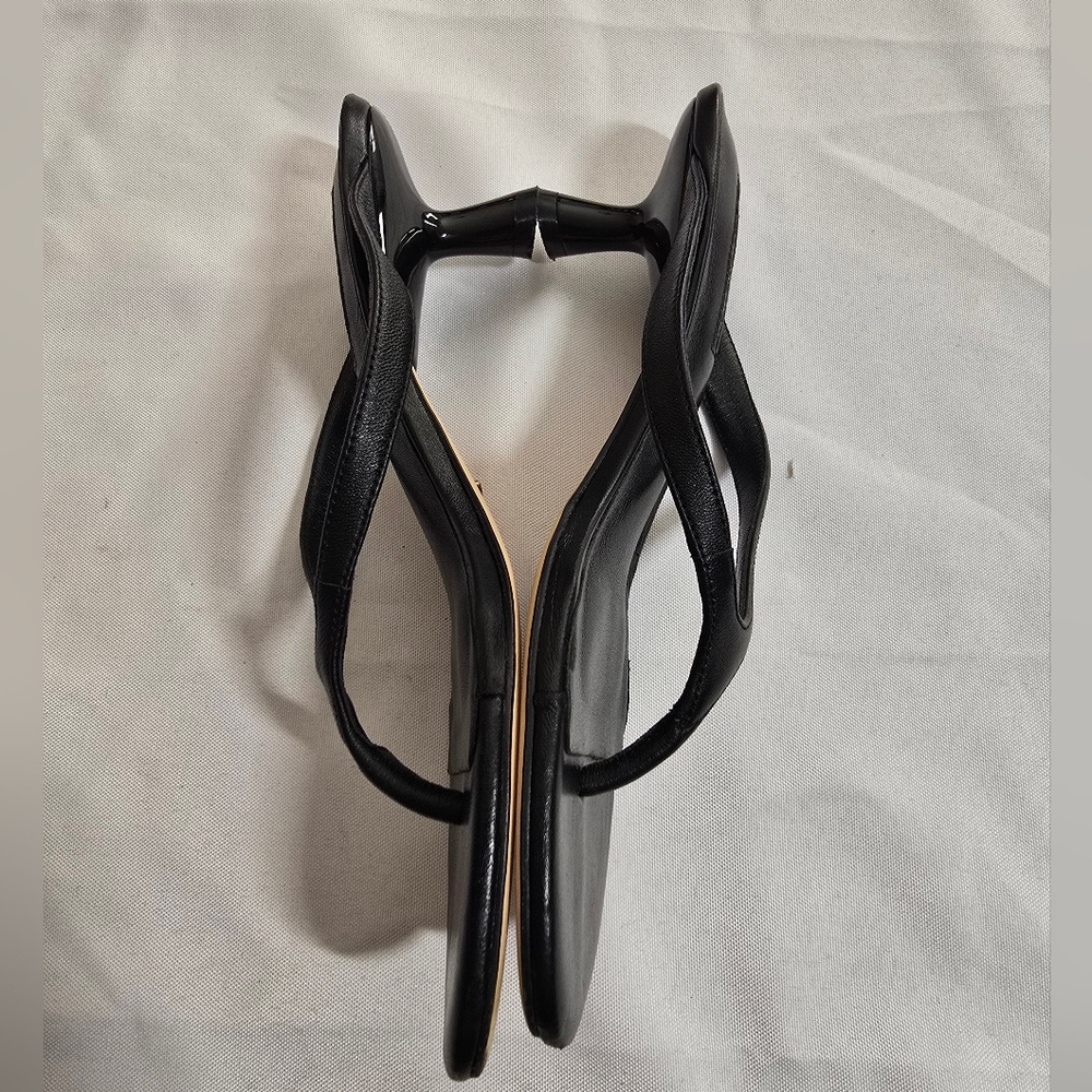 Tony Bianco Black Kitten Heel Thong Mules - Picture 3 of 8